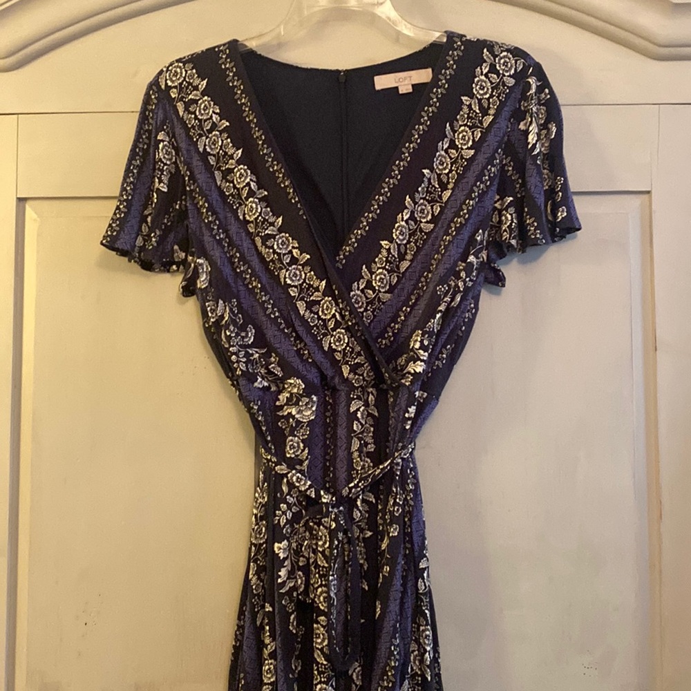 LOFT super comfy cute dress like new